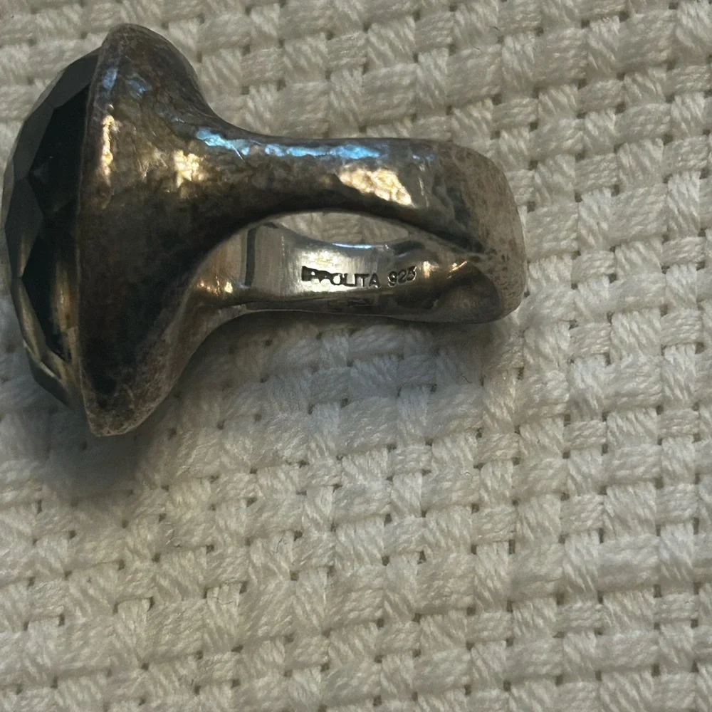 Ippolita Rock Candy Ring with Blue Topaz Gem and Hammered Silver body - Picture 11 of 11